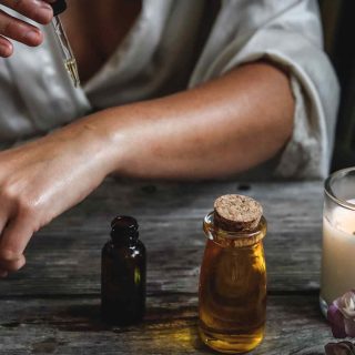 https://dolcespacenter.ca/wp-content/uploads/2018/09/post_09-2-320x320.jpg