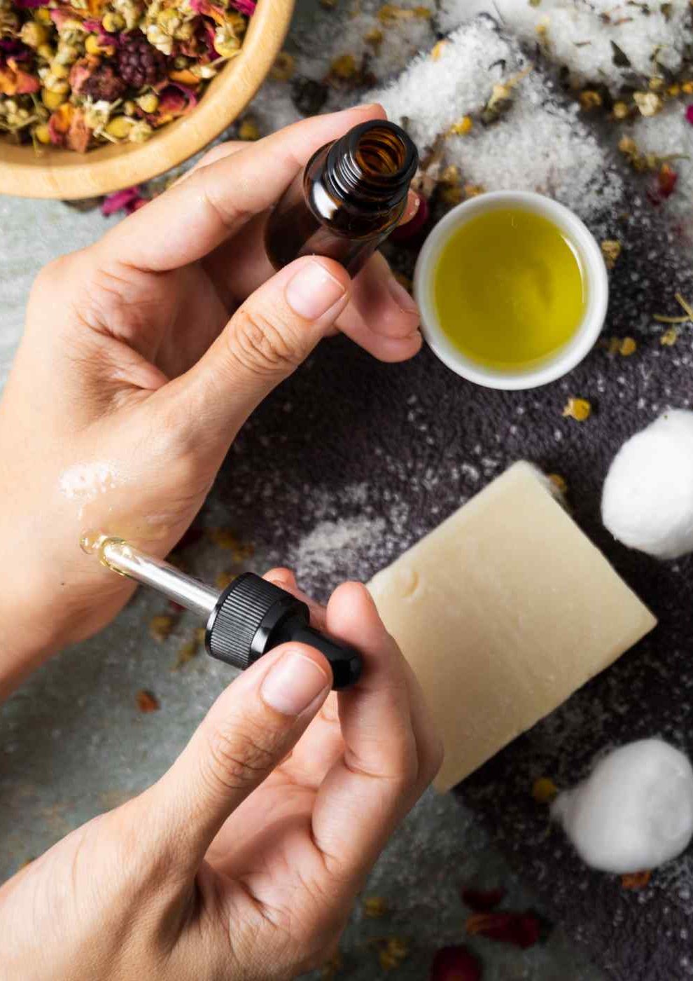 https://dolcespacenter.ca/wp-content/uploads/2023/11/hover_product_01-1-990x1400.jpg